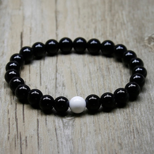 Natural Black Onyx/Matte-Onyx/Tridacna/White Howlite Stone Bead Bracelet